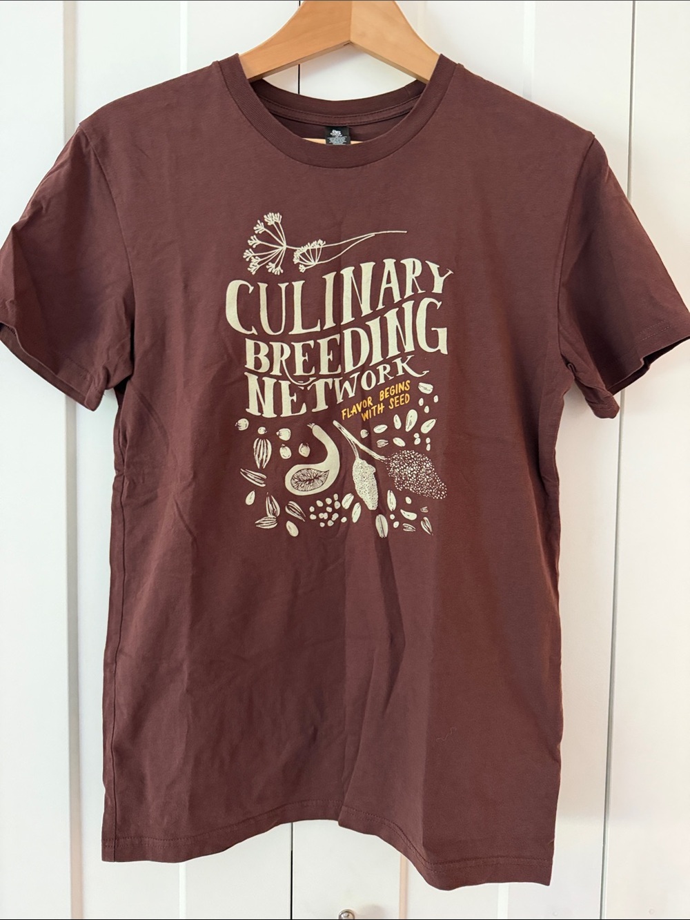 Organic Cotton Brown Short-Sleeve Tee with Cream Botanical Graphic